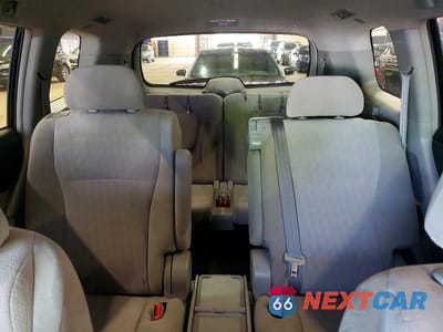 Zdjęcie 10 z 13 samochodu: 2013 TOYOTA HIGHLANDER BASE VIN:5TDBK3EH6DS203562 - miniatura