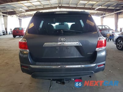Zdjęcie 6 z 13 samochodu: 2011 TOYOTA HIGHLANDER SE VIN:5TDBK3EH9BS065707 - miniatura