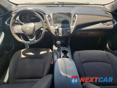 Zdjęcie 8 z 12 samochodu: 2019 CHEVROLET MALIBU LT VIN:1G1ZD5ST0KF144690 - miniatura