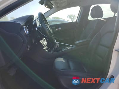 Zdjęcie 7 z 12 samochodu: 2015 MERCEDES-BENZ GLA 250 4MATIC VIN:WDCTG4GB3FJ124896 - miniatura