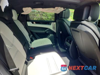Zdjęcie 11 z 14 samochodu: 2026 PORSCHE CAYENNE SE HYBRID VIN:WP1AN2AY4TDA20172 - miniatura