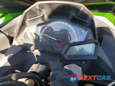 Zdjęcie 7 z 8 samochodu: 2016 KAWASAKI EX300 B VIN:JKAEX8B10GDA25969 - miniatura