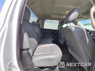 Zdjęcie 10 z 13 samochodu: 2017 RAM 2500 ST VIN:3C6TR5CTXHG698492 - miniatura