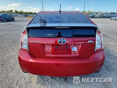 Zdjęcie 6 z 12 samochodu: 2012 TOYOTA PRIUS FOUR VIN:JTDKN3DU4C1535713 - miniatura