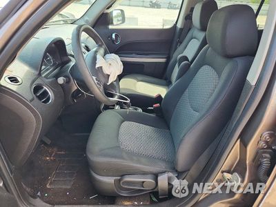Zdjęcie 7 z 13 samochodu: 2011 CHEVROLET HHR LS VIN:3GNBAAFWXBS533791 - miniatura