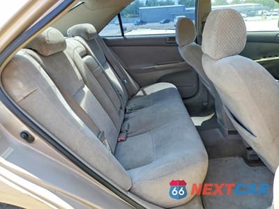 Zdjęcie 10 z 12 samochodu: 2002 TOYOTA CAMRY LE V6 VIN:4T1BF32K42U026454 - miniatura