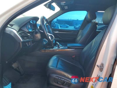 Zdjęcie 7 z 13 samochodu: 2018 BMW X5 SDRIVE35I VIN:5UXKR2C57J0X08313 - miniatura