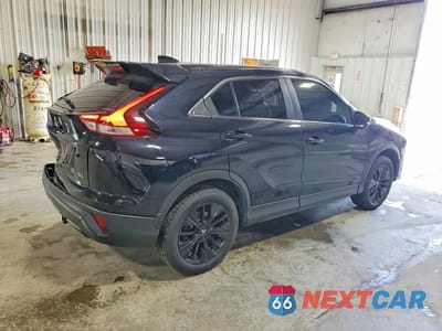Trzecie zdjęcie samochodu z tyłu: 2022 MITSUBISHI ECLIPSE CROSS LE VIN:JA4ATVAA6NZ042055 - miniatura