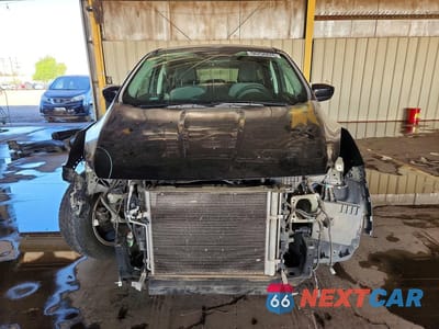 Piąte zdjęcie samochodu w środku: 2015 FORD ESCAPE SE VIN:1FMCU0G79FUB73050 - miniatura