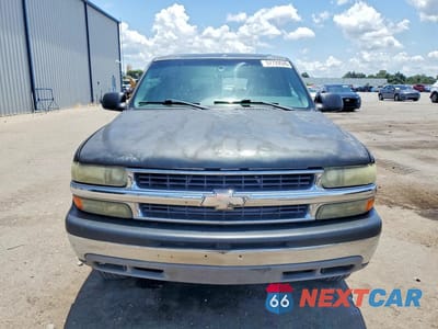 Piąte zdjęcie samochodu w środku: 2004 CHEVROLET SUBURBAN C1500 VIN:1GNEC16ZX4J241788 - miniatura