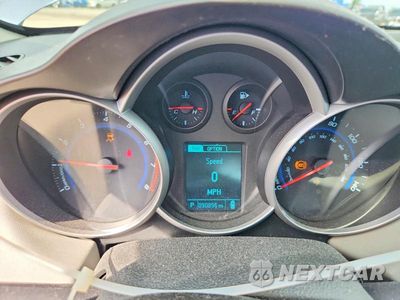 Zdjęcie 9 z 12 samochodu: 2013 CHEVROLET CRUZE LS VIN:1G1PA5SH2D7147048 - miniatura
