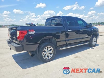 Trzecie zdjęcie samochodu z tyłu: 2016 NISSAN TITAN XD SL VIN:1N6BA1F4XGN514647 - miniatura