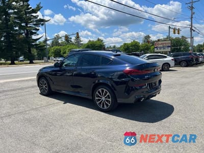 Trzecie zdjęcie samochodu z tyłu: 2022 BMW X6 XDRIVE40I VIN:5UXCY6C07N9K62118 - miniatura