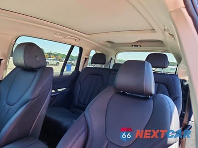 Zdjęcie 10 z 13 samochodu: 2021 BMW X7 XDRIVE40I VIN:5UXCW2C07M9H31532 - miniatura