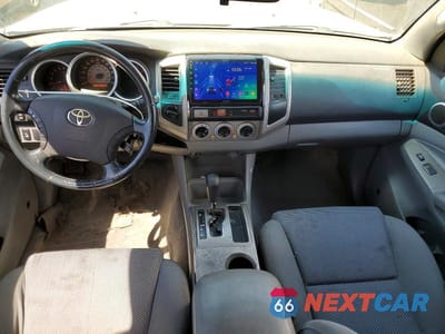 Zdjęcie 8 z 12 samochodu: 2005 TOYOTA TACOMA DOUBLE CAB VIN:5TELU42N05Z134239 - miniatura