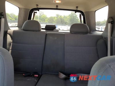 Zdjęcie 10 z 13 samochodu: 2002 FORD ESCAPE XLT VIN:1FMYU04112KC28179 - miniatura