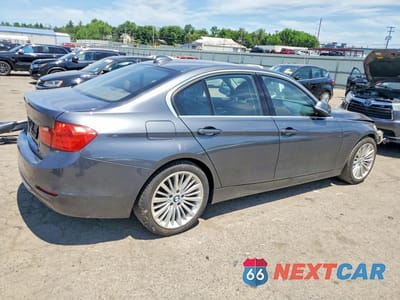 Trzecie zdjęcie samochodu z tyłu: 2013 BMW 328 XI SULEV VIN:WBA3B5G58DNS03083 - miniatura