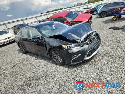 Czwarte zdjęcie samochodu z boku: 2018 LEXUS ES 350 VIN:58ABK1GG0JU083133 - miniatura
