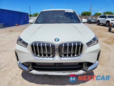 Piąte zdjęcie samochodu w środku: 2026 BMW X1 XDRIVE28I VIN:WBX73EF00T5620416 - miniatura
