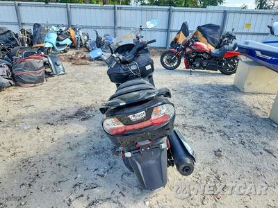 Czwarte zdjęcie samochodu z boku: 2014 SUZUKI AN400 A VIN:JS1CK44B0E2100082 - miniatura