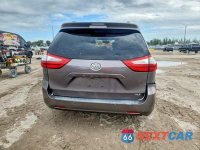 Zdjęcie 6 z 12 samochodu: 2015 TOYOTA SIENNA XLE PREMIUM 8-PASSENGER VIN:5TDYK3DC7FS660027 - miniatura