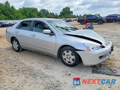 Czwarte zdjęcie samochodu z boku: 2007 HONDA ACCORD LX VIN:1HGCM56487A031396 - miniatura