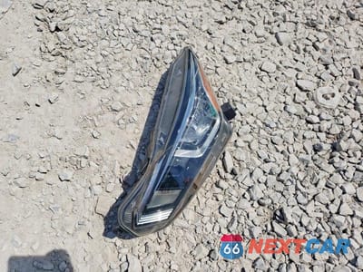 Zdjęcie 12 z 13 samochodu: 2020 NISSAN VERSA S VIN:3N1CN8BV9LL864173 - miniatura