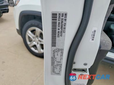 Zdjęcie 13 z 13 samochodu: 2023 JEEP COMPASS LATITUDE VIN:3C4NJDBN5PT552707 - miniatura