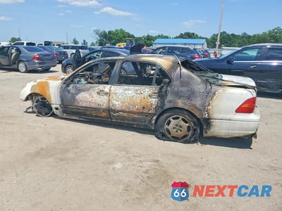 Drugie zdjęcie samochodu z przodu: 2002 LEXUS LS 430 VIN:JTHBN30F020087335 - miniatura
