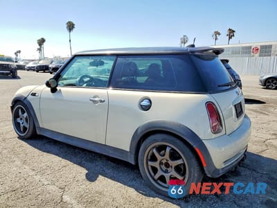 Drugie zdjęcie samochodu z przodu: 2005 MINI COOPER S VIN:WMWRE33505TG96981 - miniatura