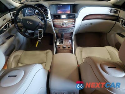Zdjęcie 8 z 12 samochodu: 2015 INFINITI Q70 3.7 VIN:JN1BY1AR4FM561228 - miniatura