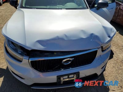 Zdjęcie 12 z 13 samochodu: 2020 VOLVO XC40 T5 MOMENTUM VIN:YV4162UK7L2218064 - miniatura