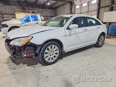 2014 CHRYSLER 200 LX 1C3CCBABXEN143181 - główne zdjęcie licytacji z USA - miniatura