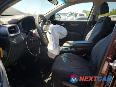 Zdjęcie 7 z 13 samochodu: 2018 KIA SORENTO LX V6 VIN:5XYPG4A50JG352695 - miniatura