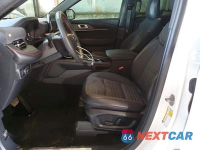 Zdjęcie 7 z 13 samochodu: 2025 FORD EXPLORER ST-LINE VIN:1FMUK7KH0SGA62477 - miniatura