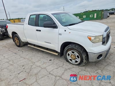 Czwarte zdjęcie samochodu z boku: 2008 TOYOTA TUNDRA SR5 VIN:5TBBT54148S460781 - miniatura