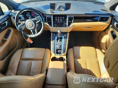 Zdjęcie 8 z 13 samochodu: 2017 PORSCHE MACAN VIN:WP1AA2A59HLB08049 - miniatura