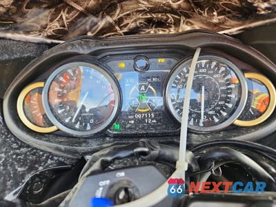 Zdjęcie 7 z 9 samochodu: 2023 SUZUKI GSX1300 RR VIN:JS1EJ11B5P7100177 - miniatura