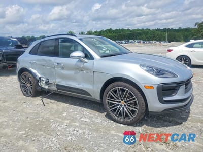 Czwarte zdjęcie samochodu z boku: 2026 PORSCHE MACAN BASE VIN:WP1AA2A5XTLB04861 - miniatura