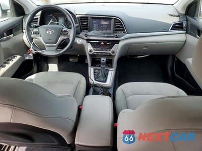 Zdjęcie 8 z 12 samochodu: 2017 HYUNDAI ELANTRA SE VIN:5NPD84LF6HH022374 - miniatura