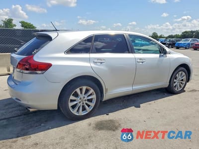 Trzecie zdjęcie samochodu z tyłu: 2013 TOYOTA VENZA LE VIN:4T3ZA3BBXDU067176 - miniatura