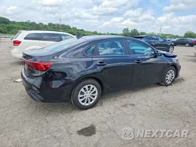 Trzecie zdjęcie samochodu z tyłu: 2024 KIA FORTE LX VIN:3KPF24AD8RE814642 - miniatura