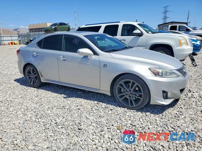 Czwarte zdjęcie samochodu z boku: 2012 LEXUS IS 250 VIN:JTHBF5C29C5174110 - miniatura