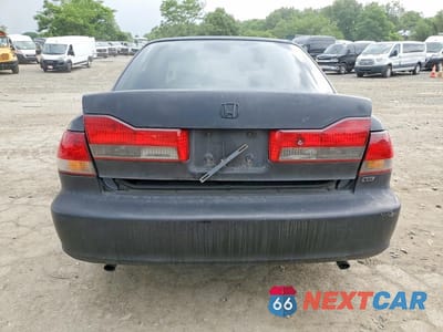 Zdjęcie 6 z 13 samochodu: 2001 HONDA ACCORD EX VIN:1HGCG16581A022021 - miniatura