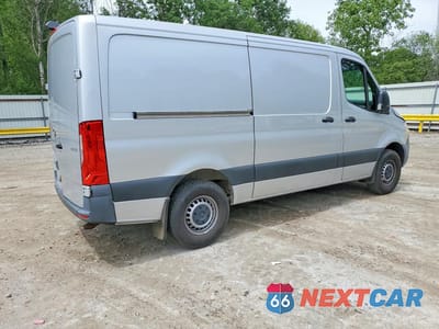 Trzecie zdjęcie samochodu z tyłu: 2019 MERCEDES-BENZ SPRINTER 1500 VIN:W1W70BGY2KT019161 - miniatura