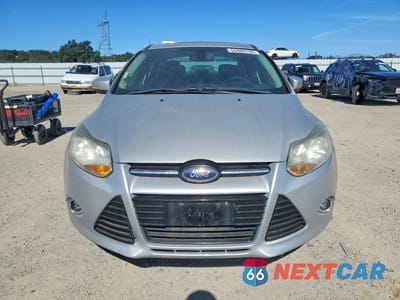 Piąte zdjęcie samochodu w środku: 2012 FORD FOCUS SEL VIN:1FAHP3H21CL454255 - miniatura
