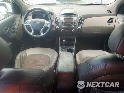 Zdjęcie 8 z 12 samochodu: 2012 HYUNDAI TUCSON GLS VIN:KM8JU3AC1CU322027 - miniatura