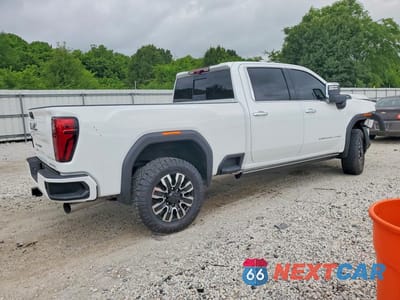 Trzecie zdjęcie samochodu z tyłu: 2025 GMC SIERRA K2500 DENALI ULTIMATE VIN:1GT4UXEY5SF253778 - miniatura