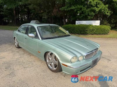 2005 JAGUAR VANDENPLAS SAJWA82C55SG45255 - główne zdjęcie licytacji z USA - miniatura