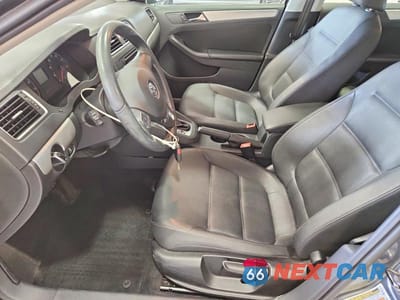 Zdjęcie 7 z 13 samochodu: 2011 VOLKSWAGEN JETTA SEL VIN:3VWLX7AJ4BM309217 - miniatura
